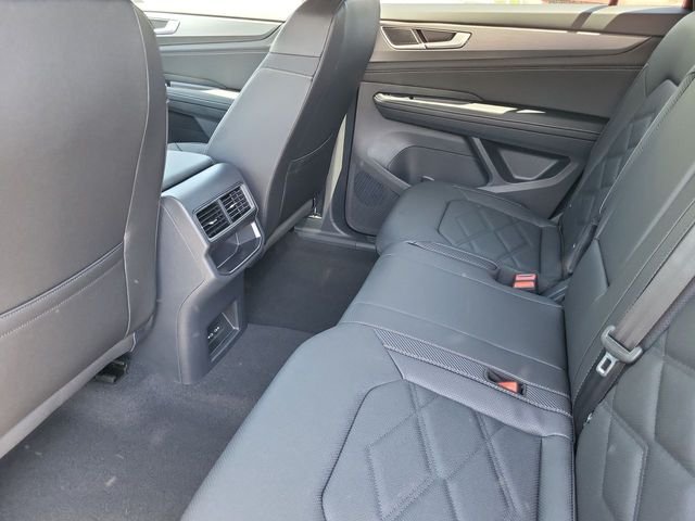 New 2026 Black Volkswagen 2.0T SE image 13