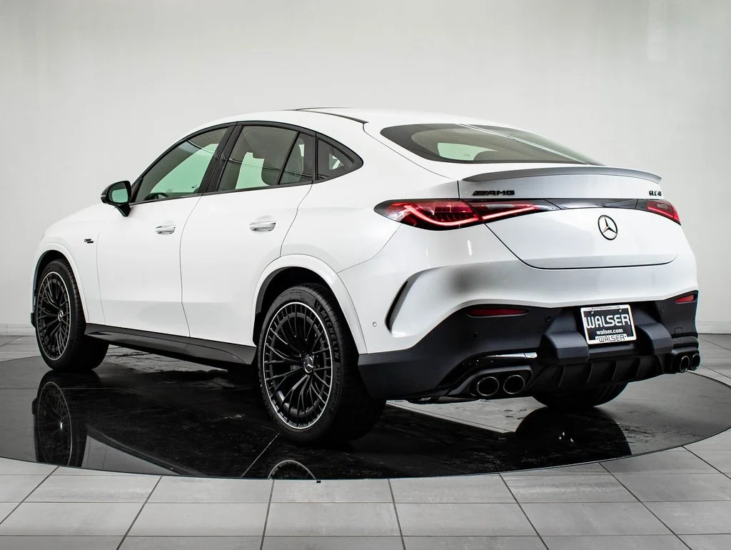 New 2026 Manufaktur Moonlight White Metallic Mercedes-Benz GLC 43 AMG® image 6