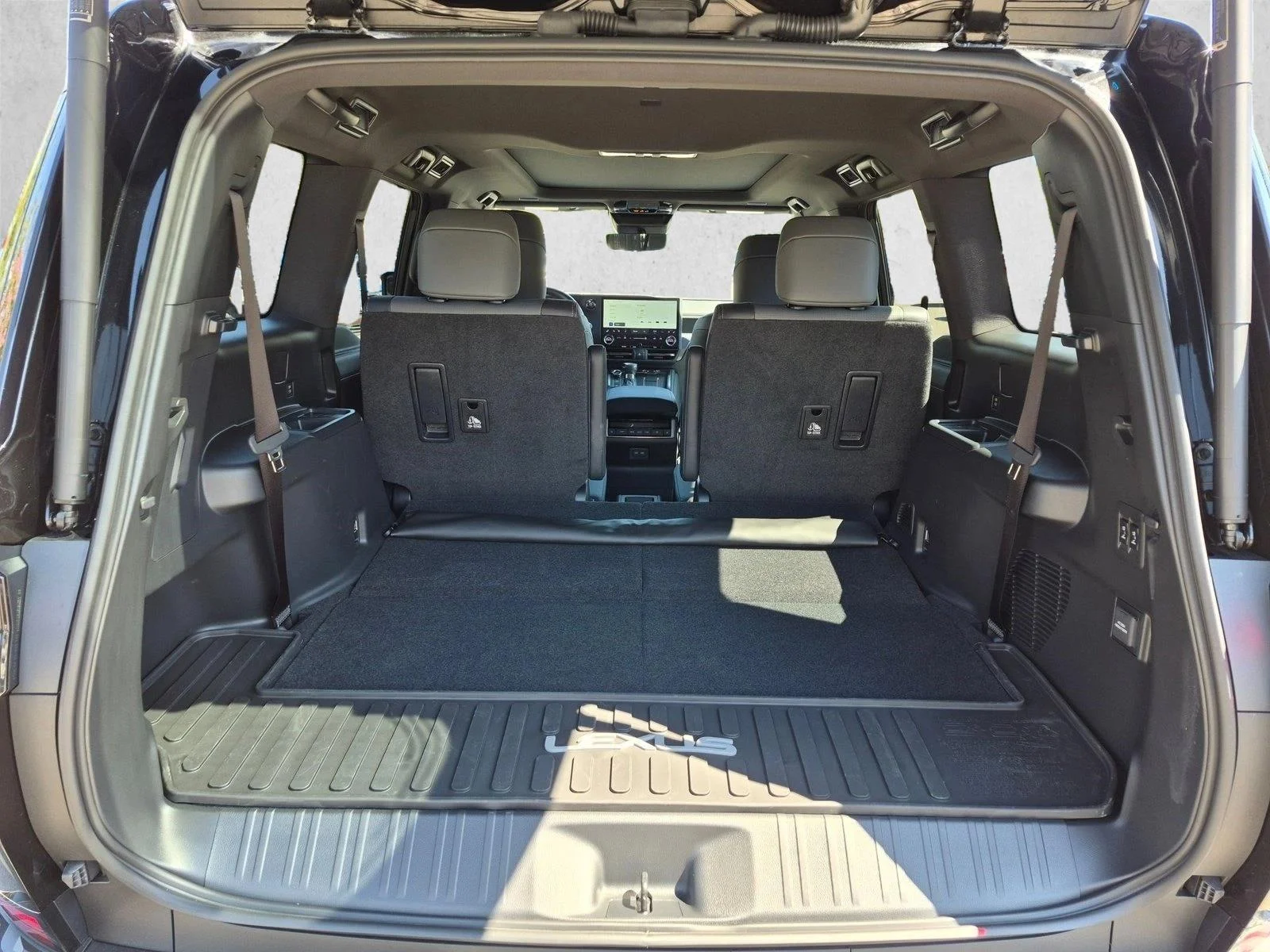 Certified Used 2025 Caviar Lexus LUXURY PLUS image 7