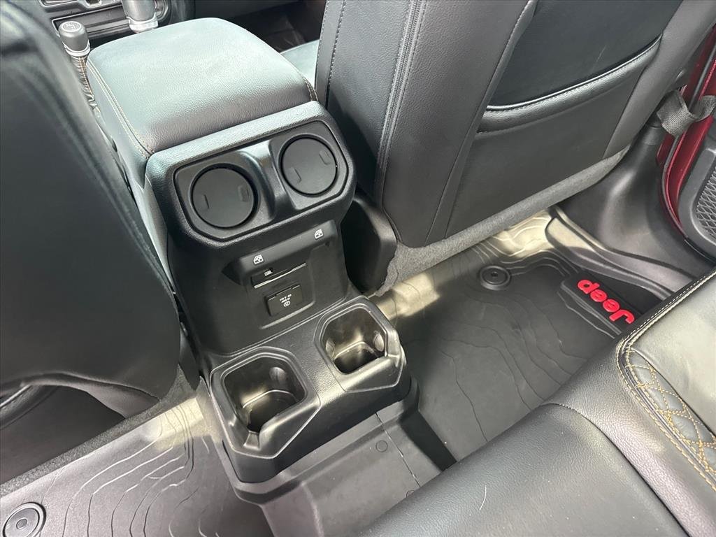 Used 2021 Snazzberry Pearlcoat Jeep High Altitude image 15