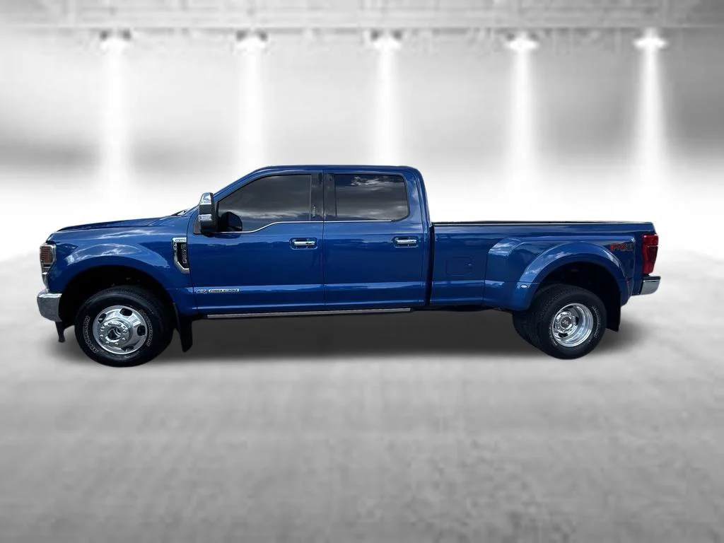 Used 2022 Blue Metallic Ford King Ranch image 8