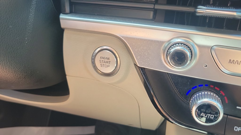 2023 Kia Telluride S - Photo 24