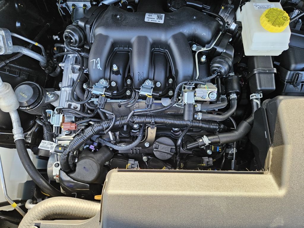 2026 Nissan Pathfinder SV - Photo 30