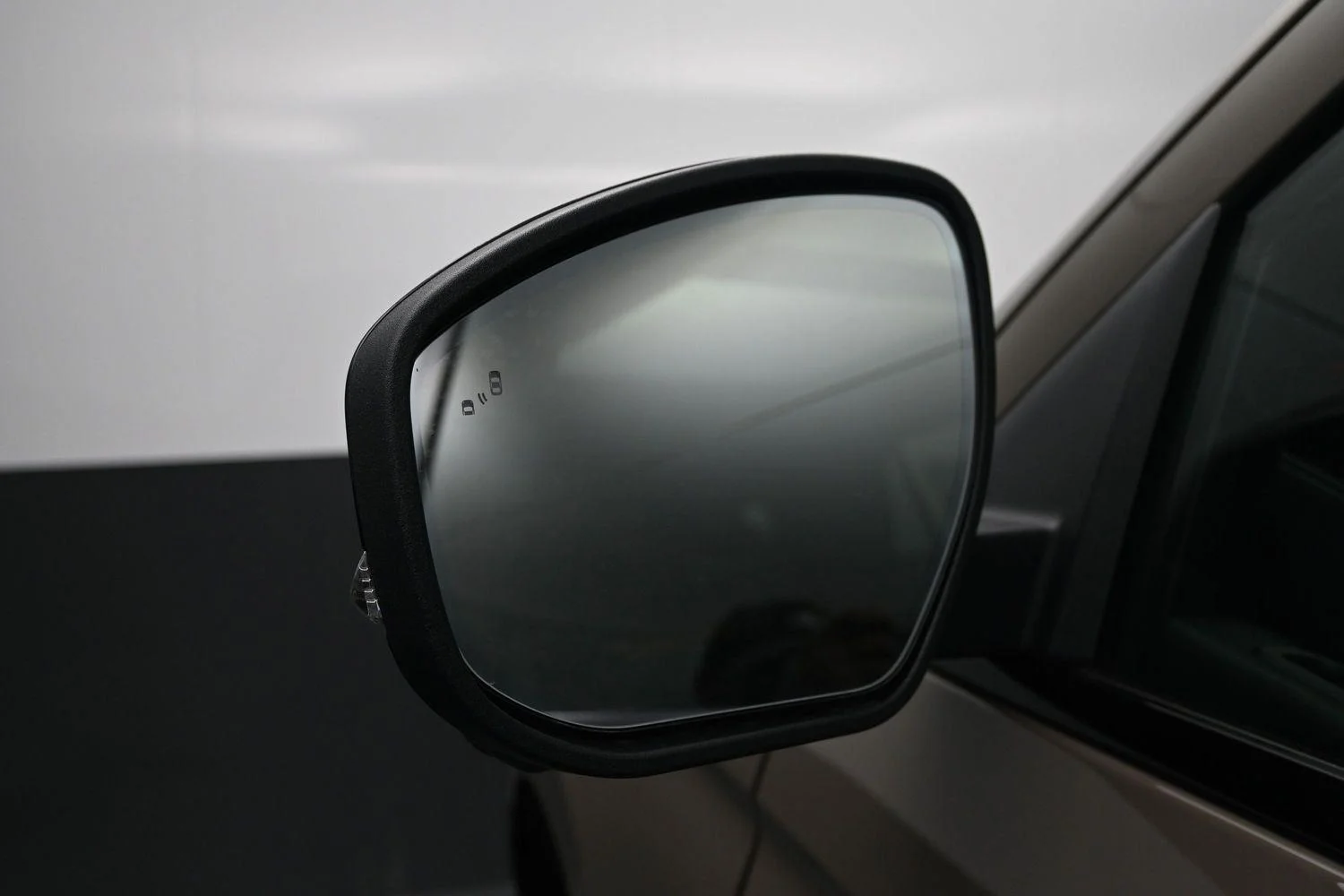 New 2027 Marsh Gray Ford Tremor® image 19