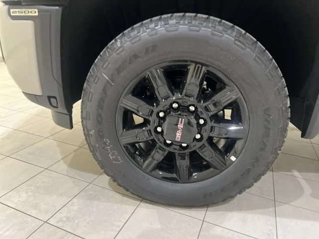 2026 GMC Sierra 2500HD AT4 - Photo 32