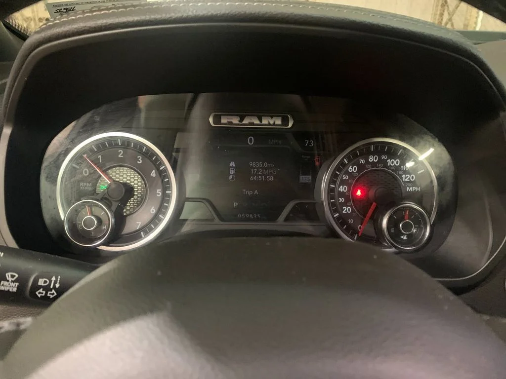 Used 2024 Silver Ram Laramie image 29