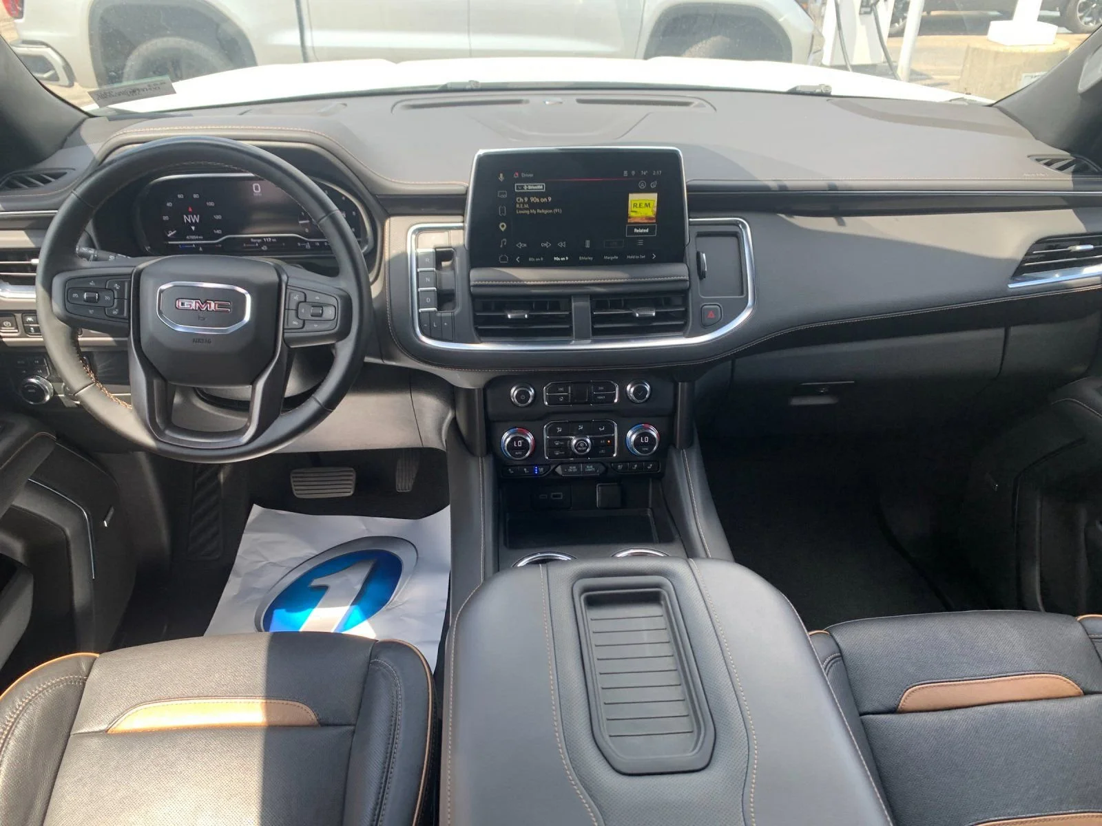 Used 2023 Summit White GMC AT4 image 15