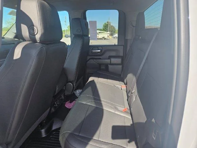 New 2026 Summit White GMC Pro image 28