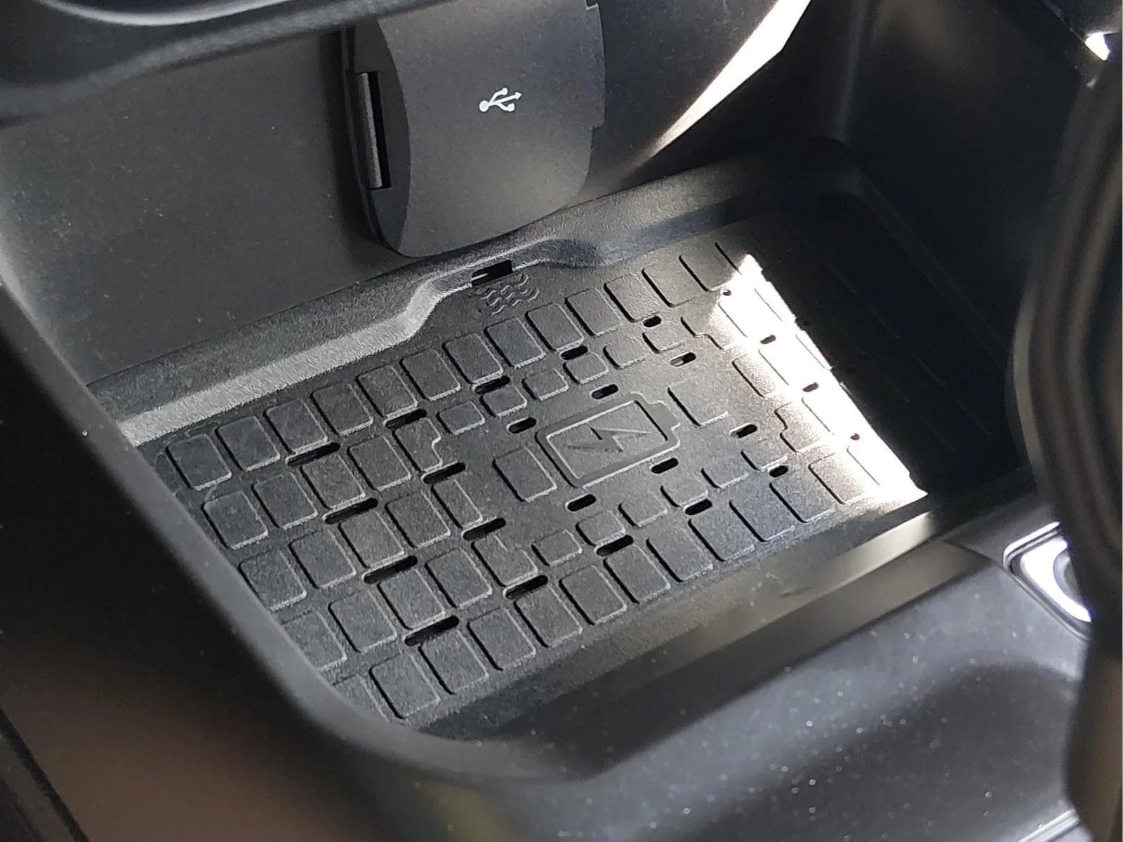Used 2024 Shadow Black Ford Wildtrak image 26