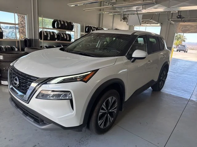 2023 Nissan Rogue SV FWD's photo