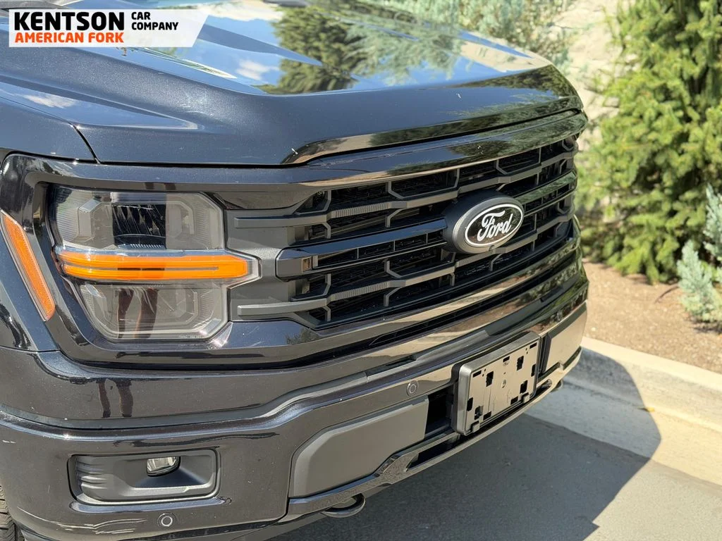 Used 2024 Black Ford XLT image 11
