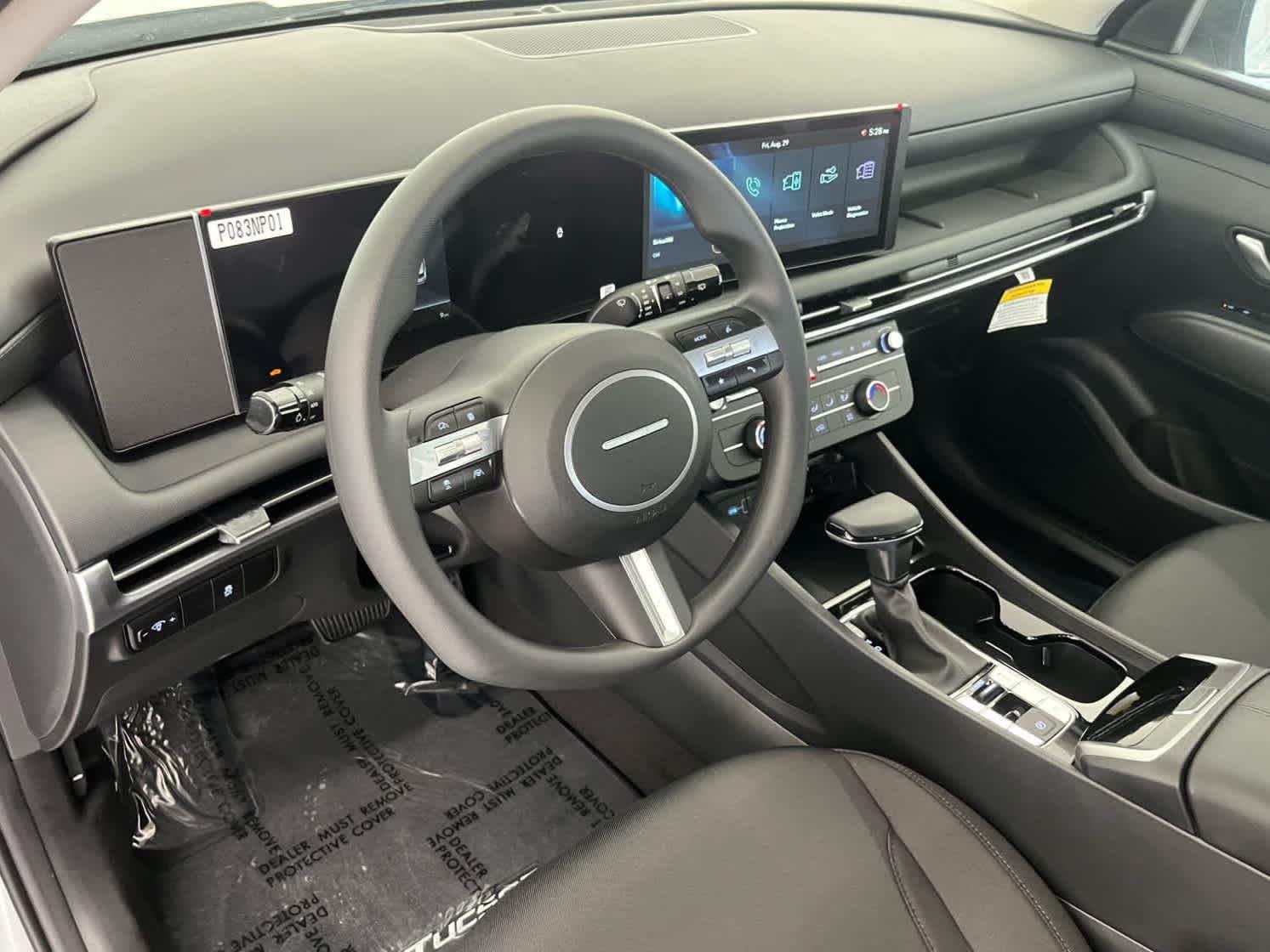 Used 2025 Shimmering Silver Hyundai SE image 13