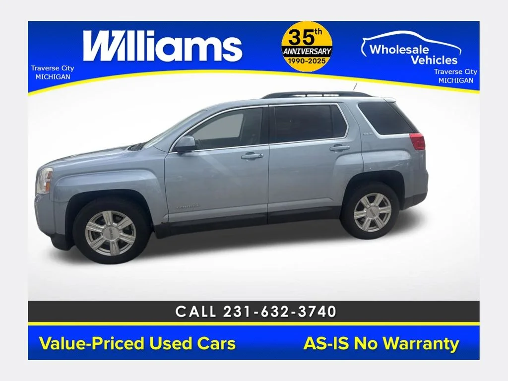 Used 2015 Silver Sky Metallic GMC SLE-2 image 1