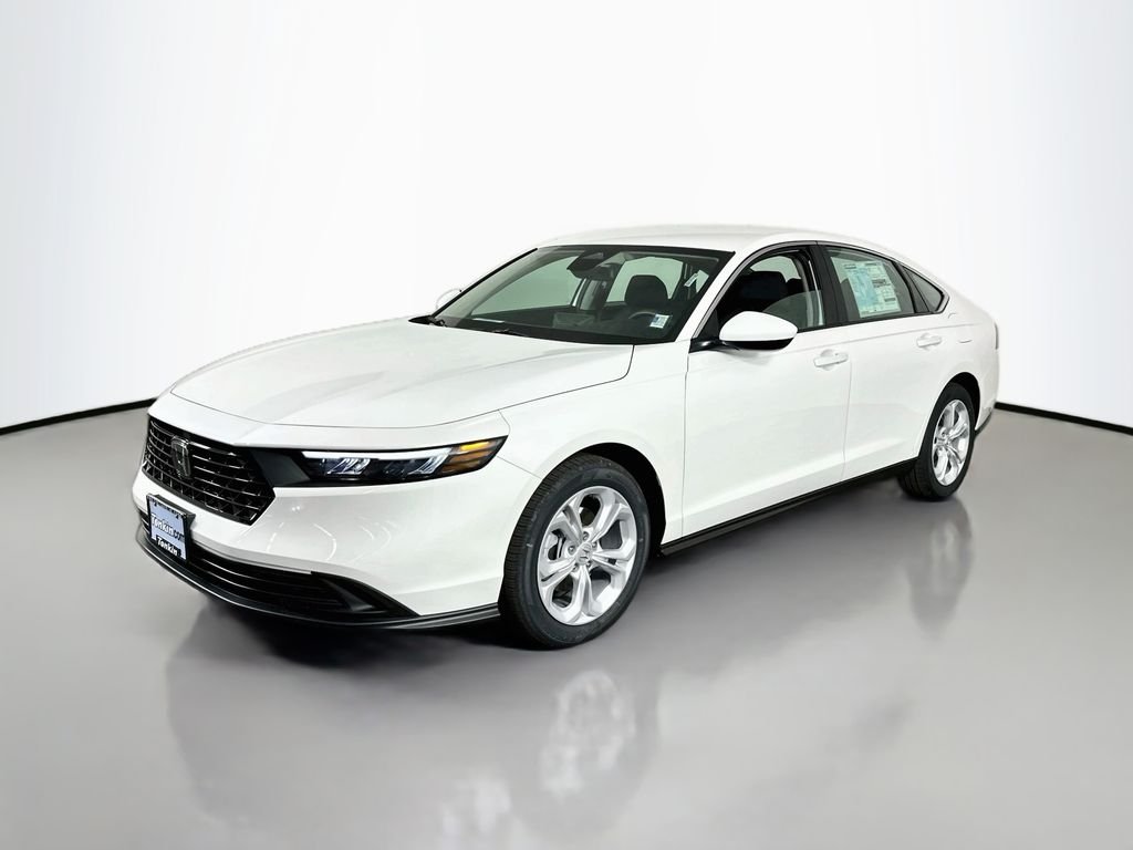 New 2026 Platinum White Pearl Honda LX image 3