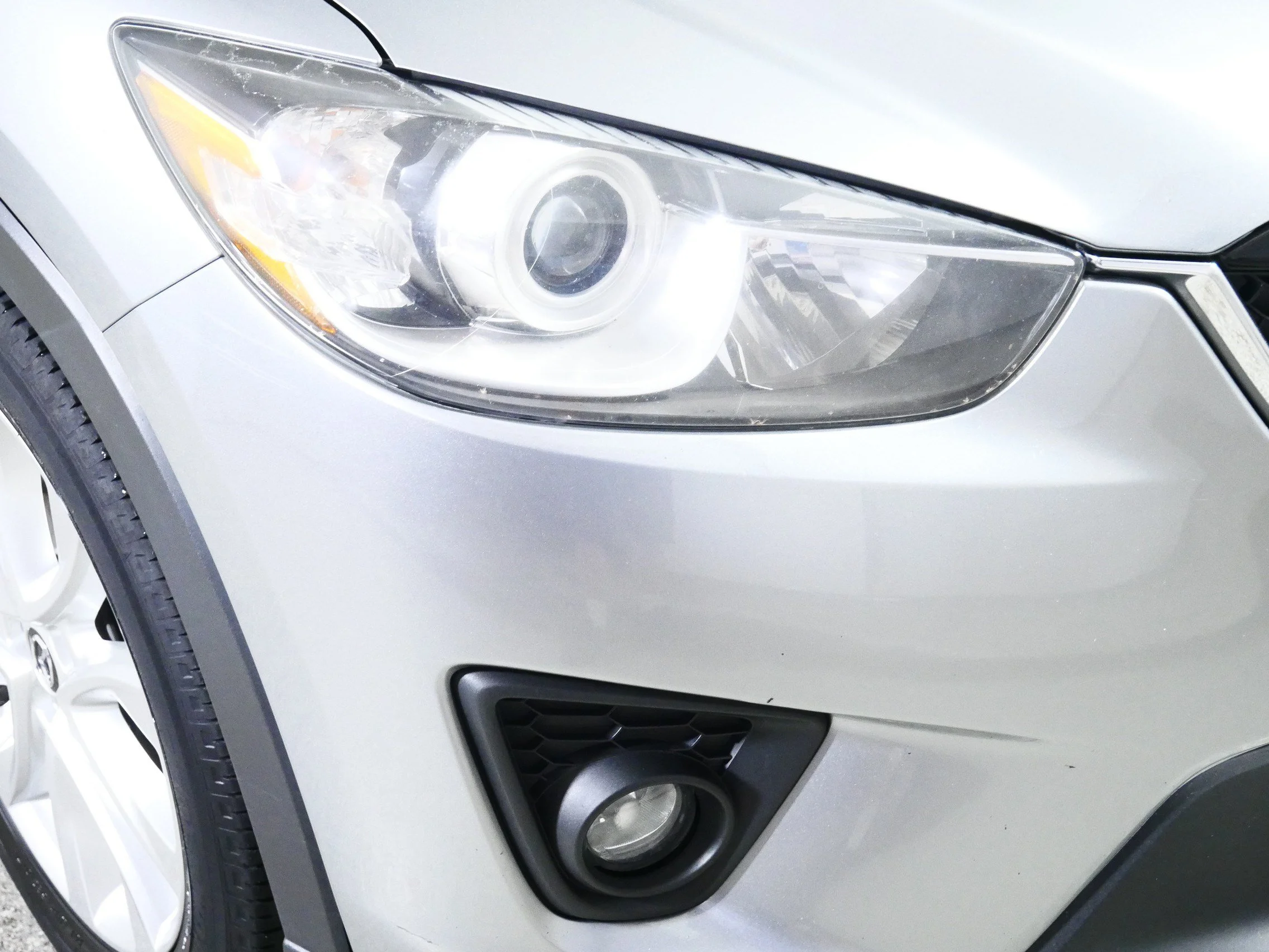 Used 2013 Liquid Silver Metallic Mazda Grand Touring image 16
