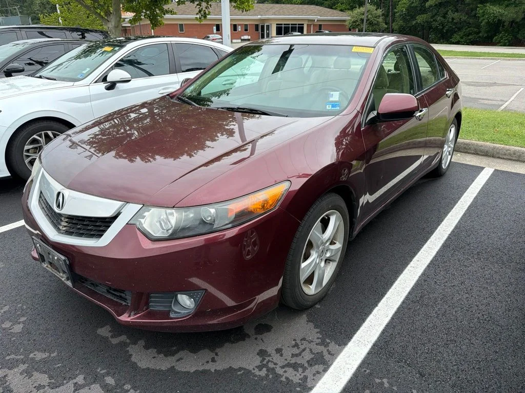 Used 2010 Red Acura 2.4 image 2