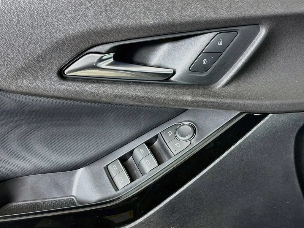 New 2027 Mosaic Black Metallic Chevrolet RS image 16