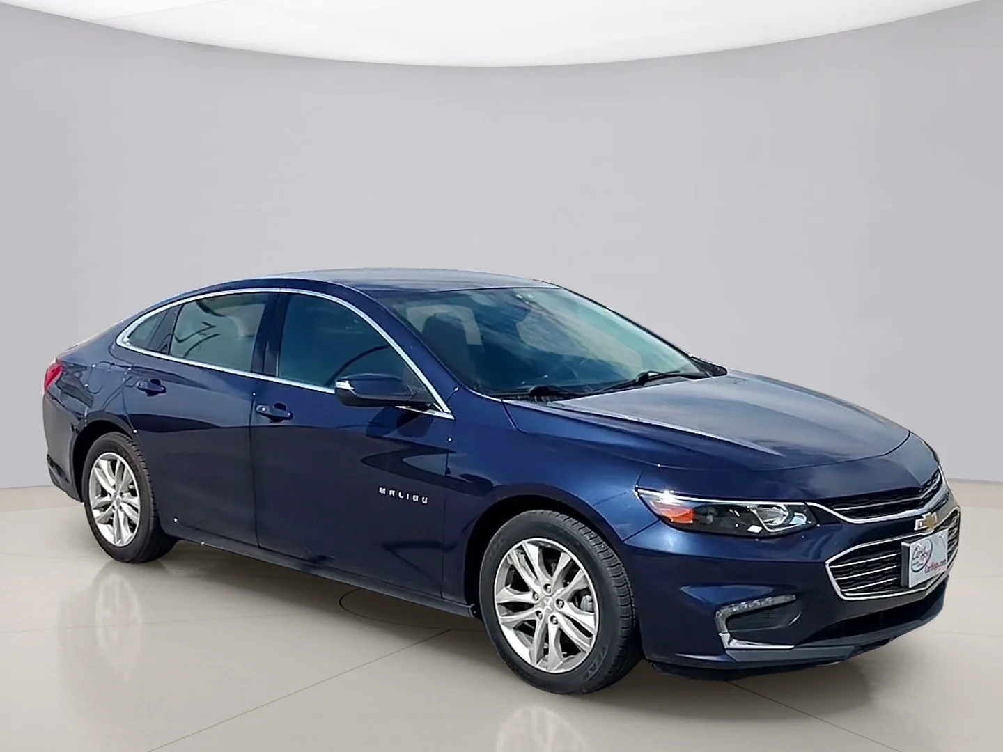 Used 2018 Blue Chevrolet LT image 7