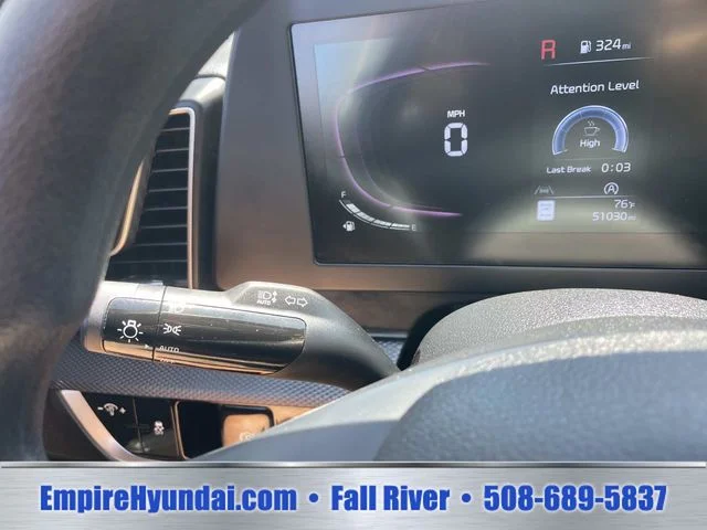 Used 2024 White Kia LX image 29