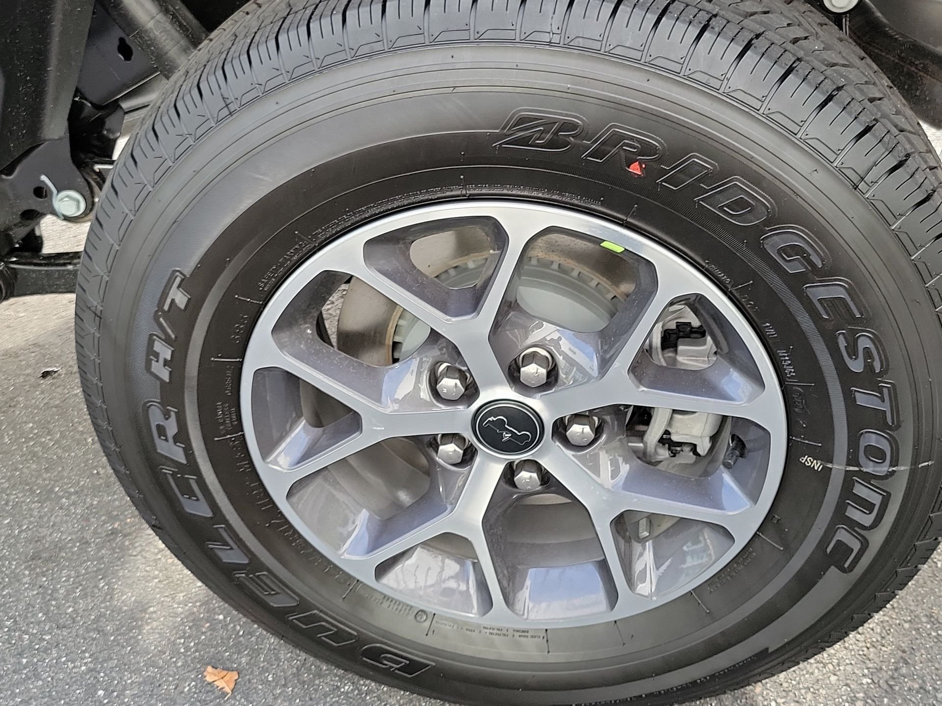 New 2026 Black Clear-Coat Exterior Paint Jeep Sport S image 15
