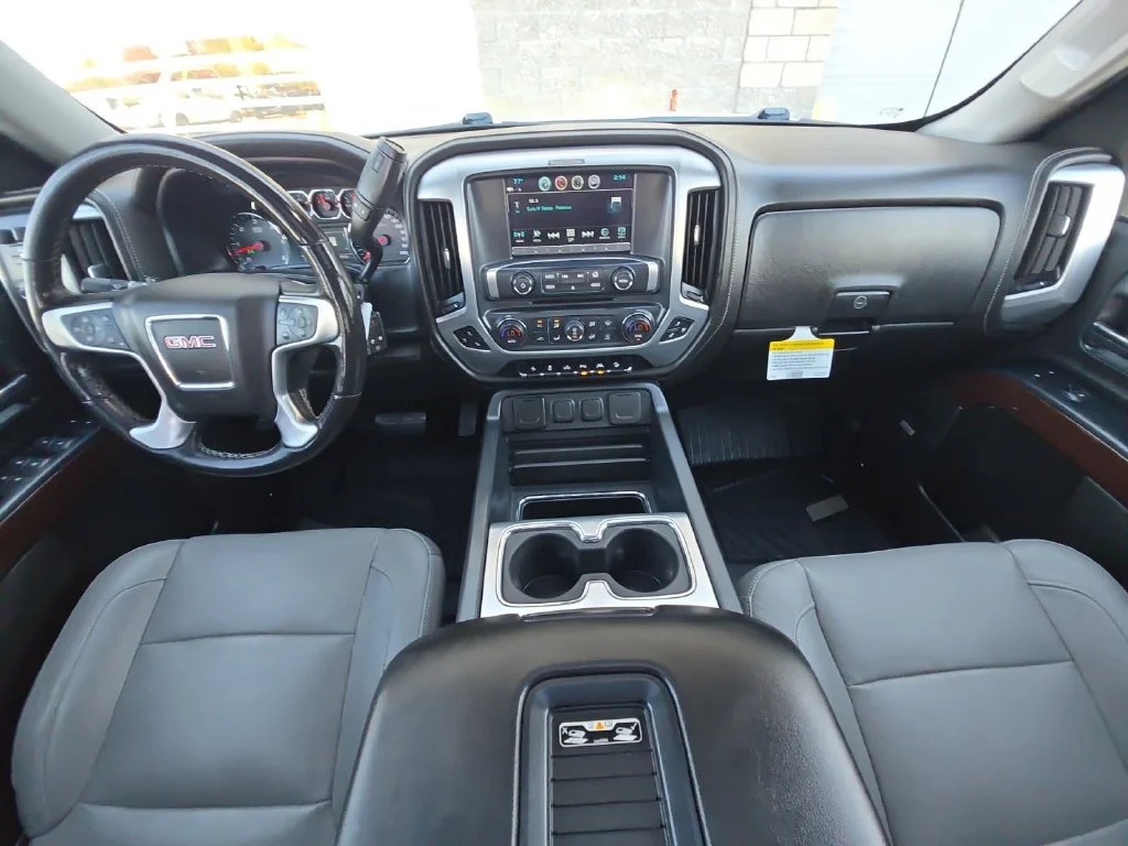 Used 2018 SUMMIT WHITE GMC SLT image 27