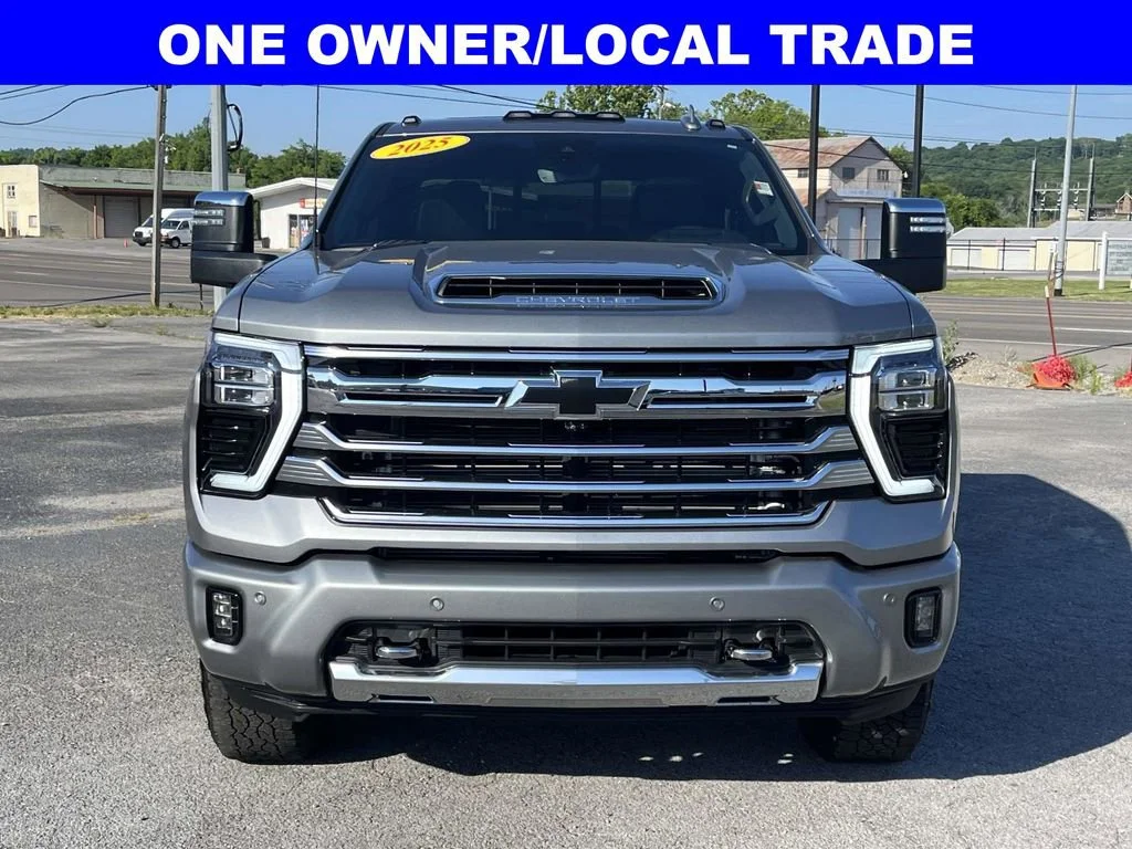 Used 2025 Sterling Gray Metallic Chevrolet High Country image 9