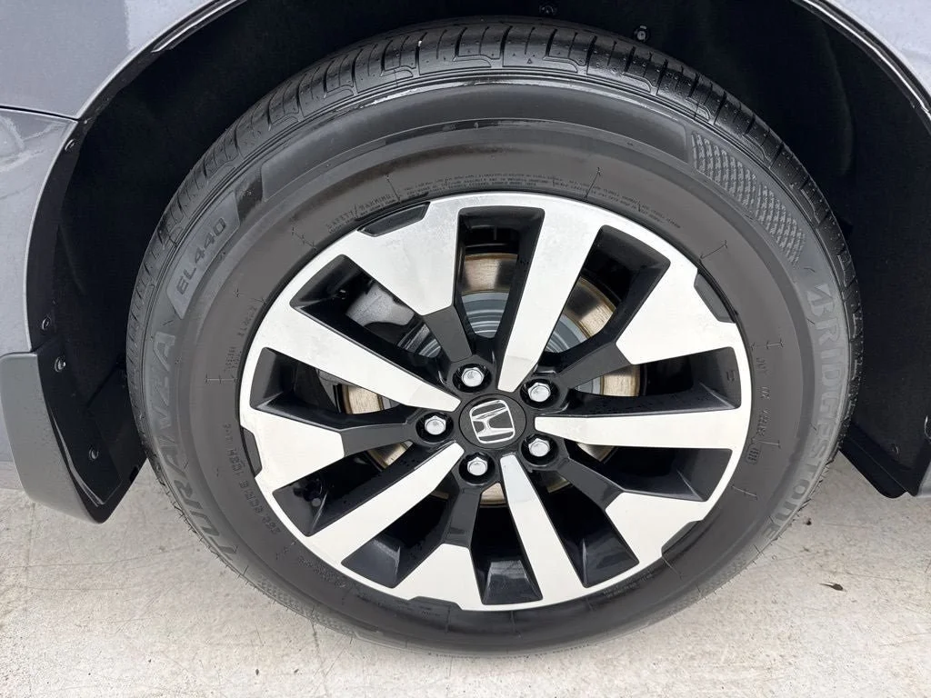2026 Honda Odyssey EX-L - Photo 12
