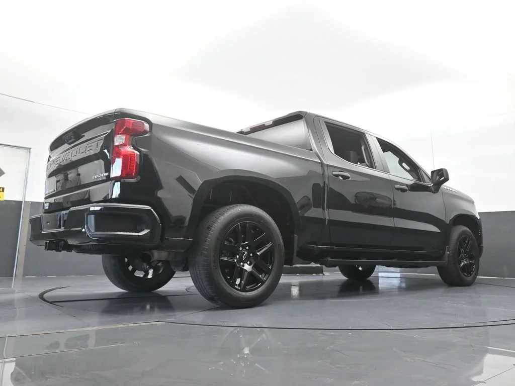 Used 2024 Black Chevrolet Custom image 55