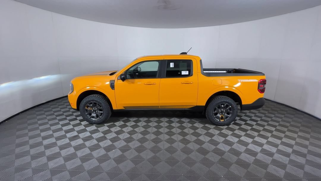 New 2026 Orange Fury Metallic Tri-Coat Ford Tremor image 5