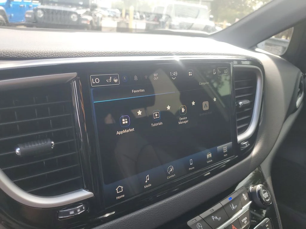 New 2027 White Chrysler LX image 17