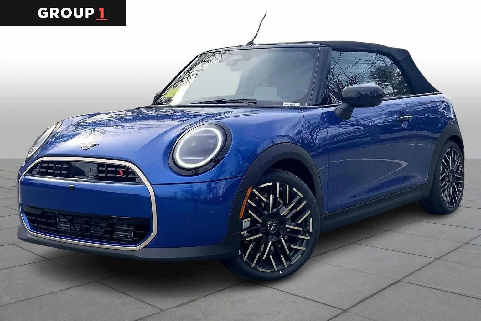 2026 MINI Convertible Cooper S's photo