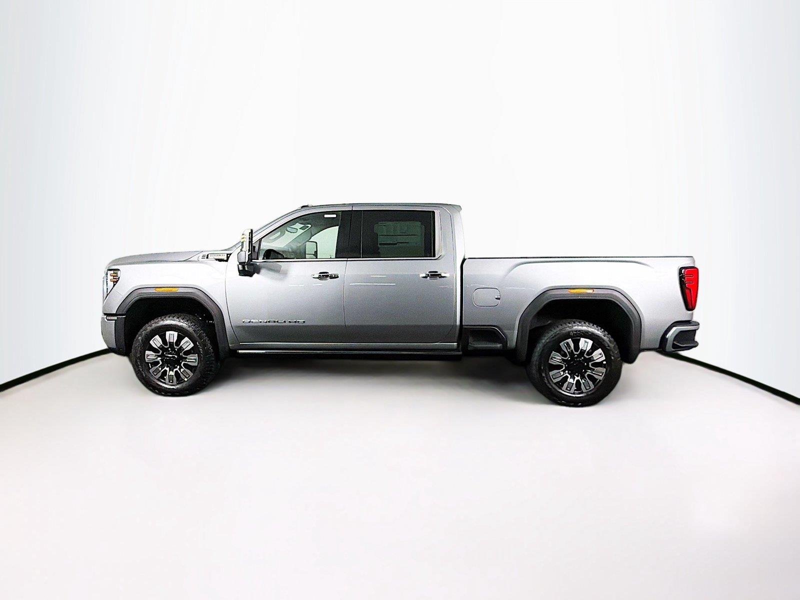 2026 GMC Sierra 2500HD Denali - Photo 8