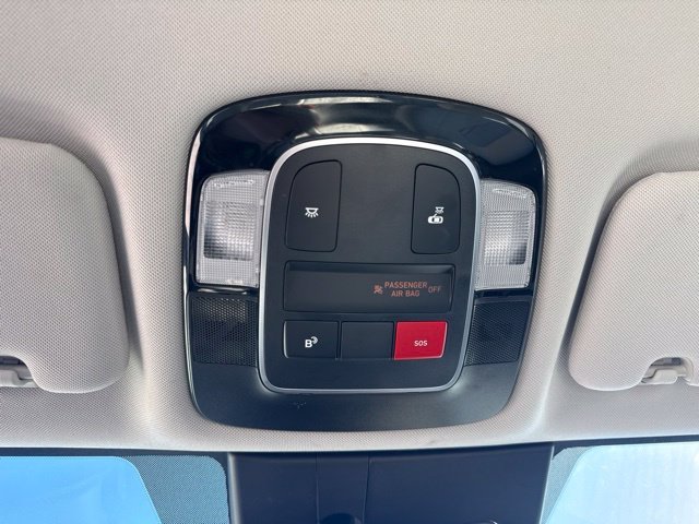 Used 2024 Red Hyundai SEL image 19