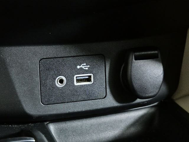 Certified Used 2020 Red Nissan SL image 24