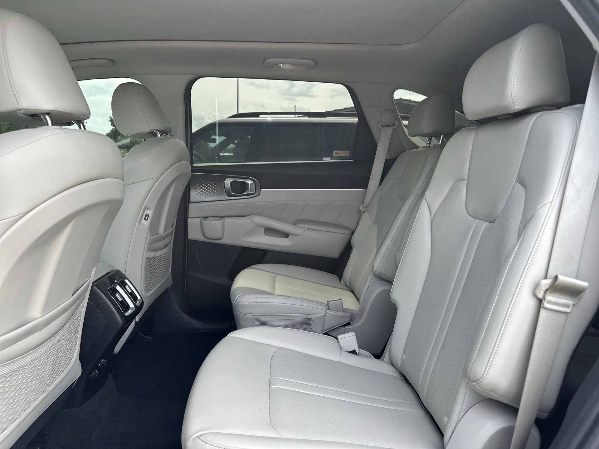Certified Used 2022 Wolf Gray Kia SX image 23