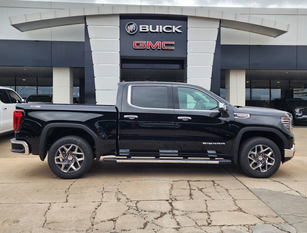 2026 GMC Sierra 1500 SLT - Photo 3