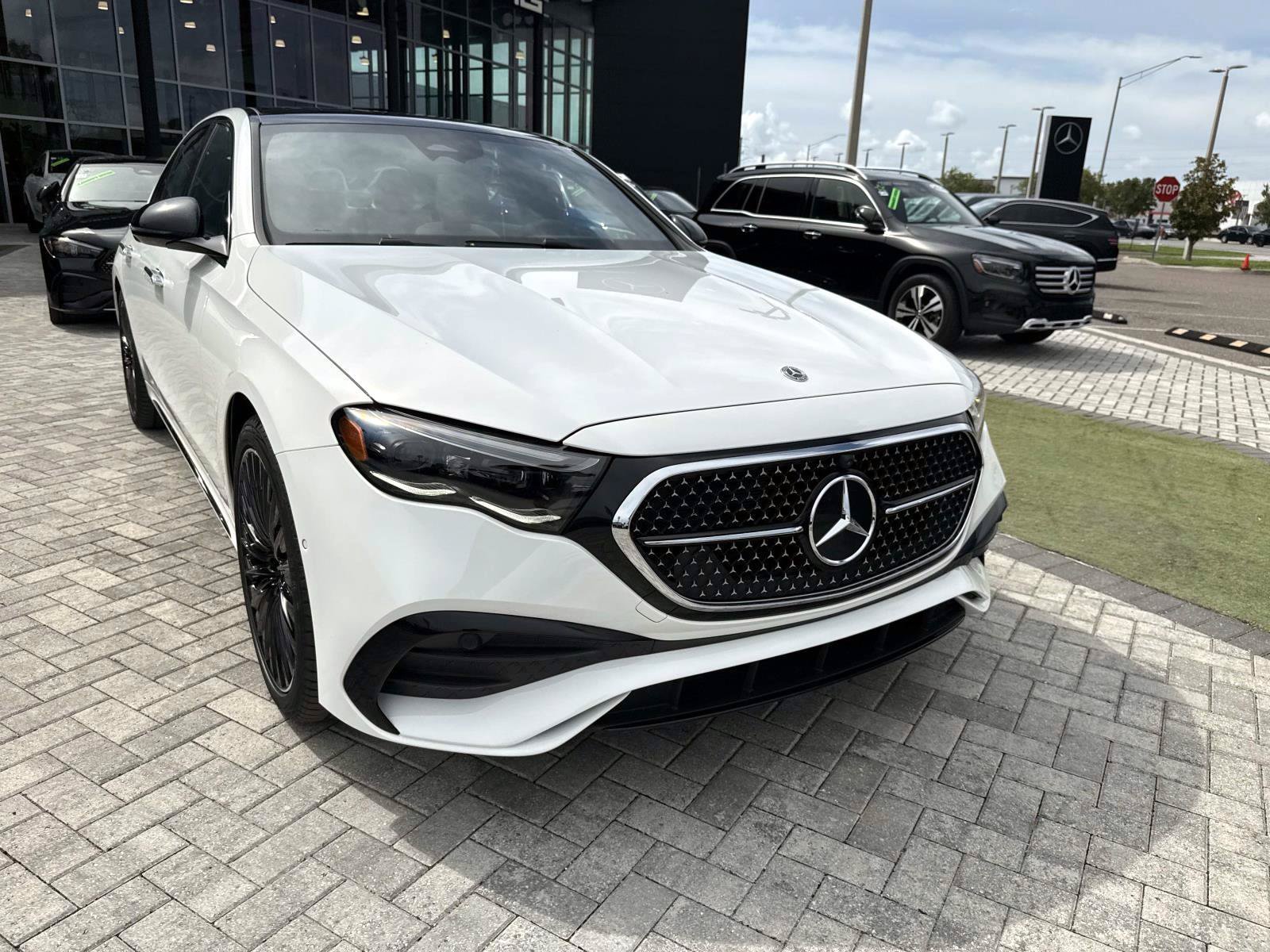 New 2026 Polar White Mercedes-Benz E 350 RWD Sedan image 8