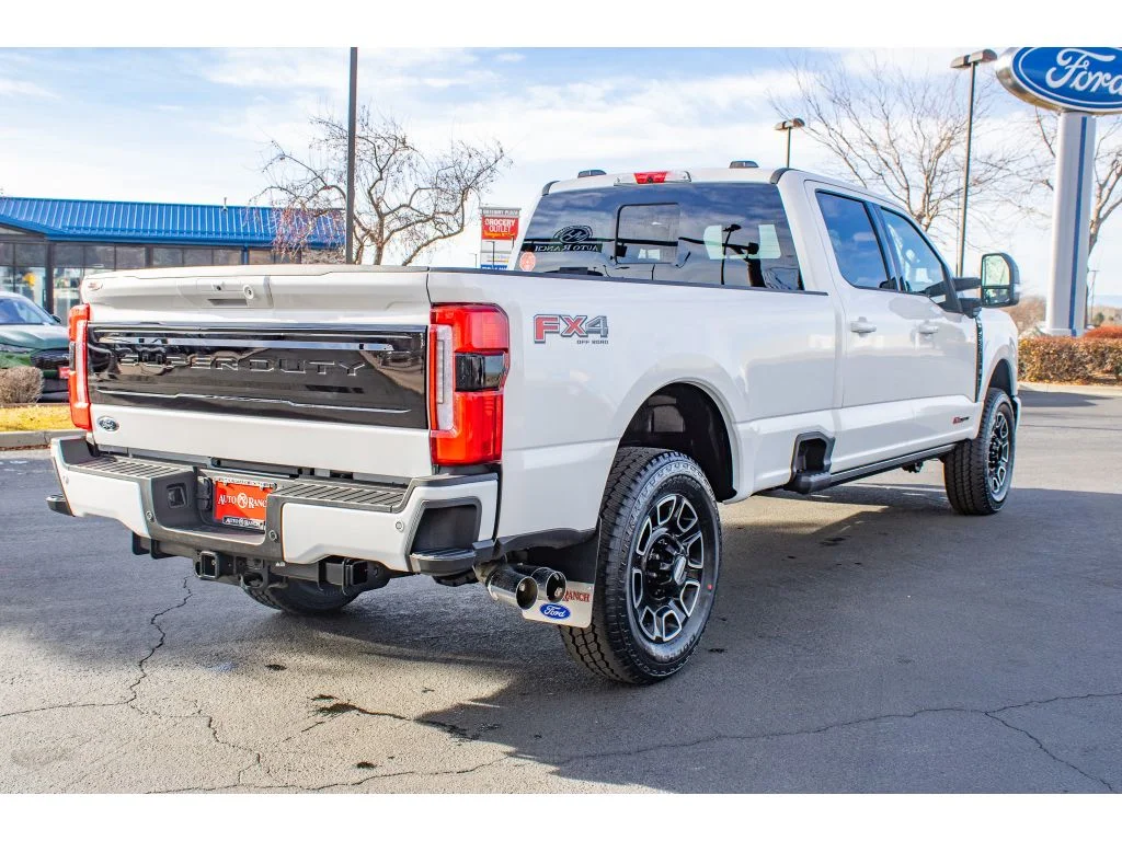 New 2026 Star White Metallic Tri-Coat Ford F-350® Platinum® image 7