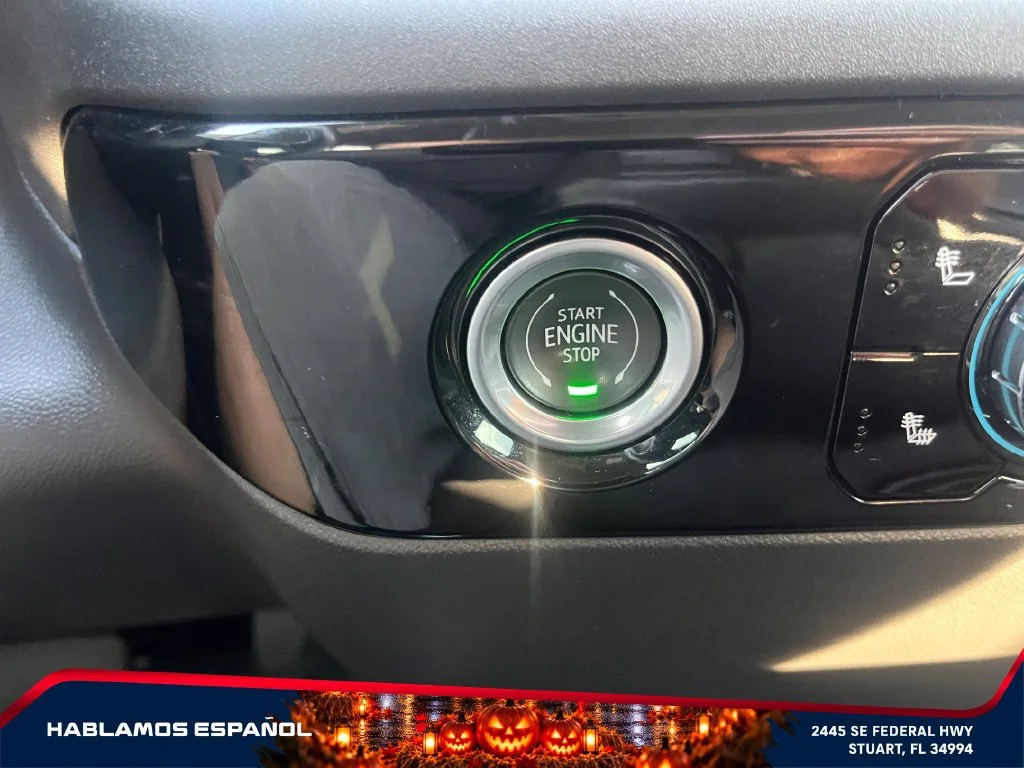 Used 2023 ONYX BLACK GMC Elevation image 23