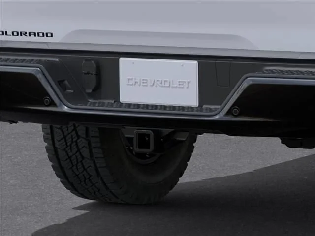 New 2026 Summit White Chevrolet WT image 14