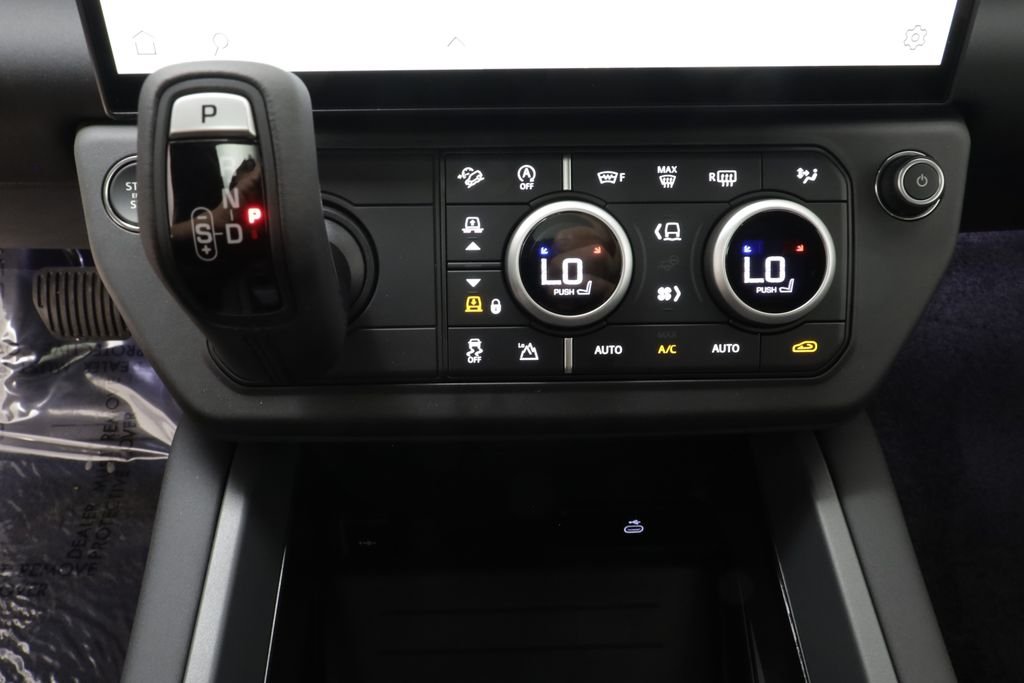New 2026 Carpathian Grey LAND ROVER X-Dynamic SE image 14