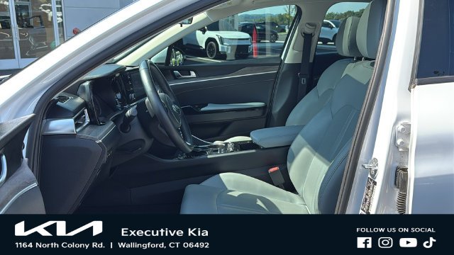 Certified Used 2021 White Kia EX image 10