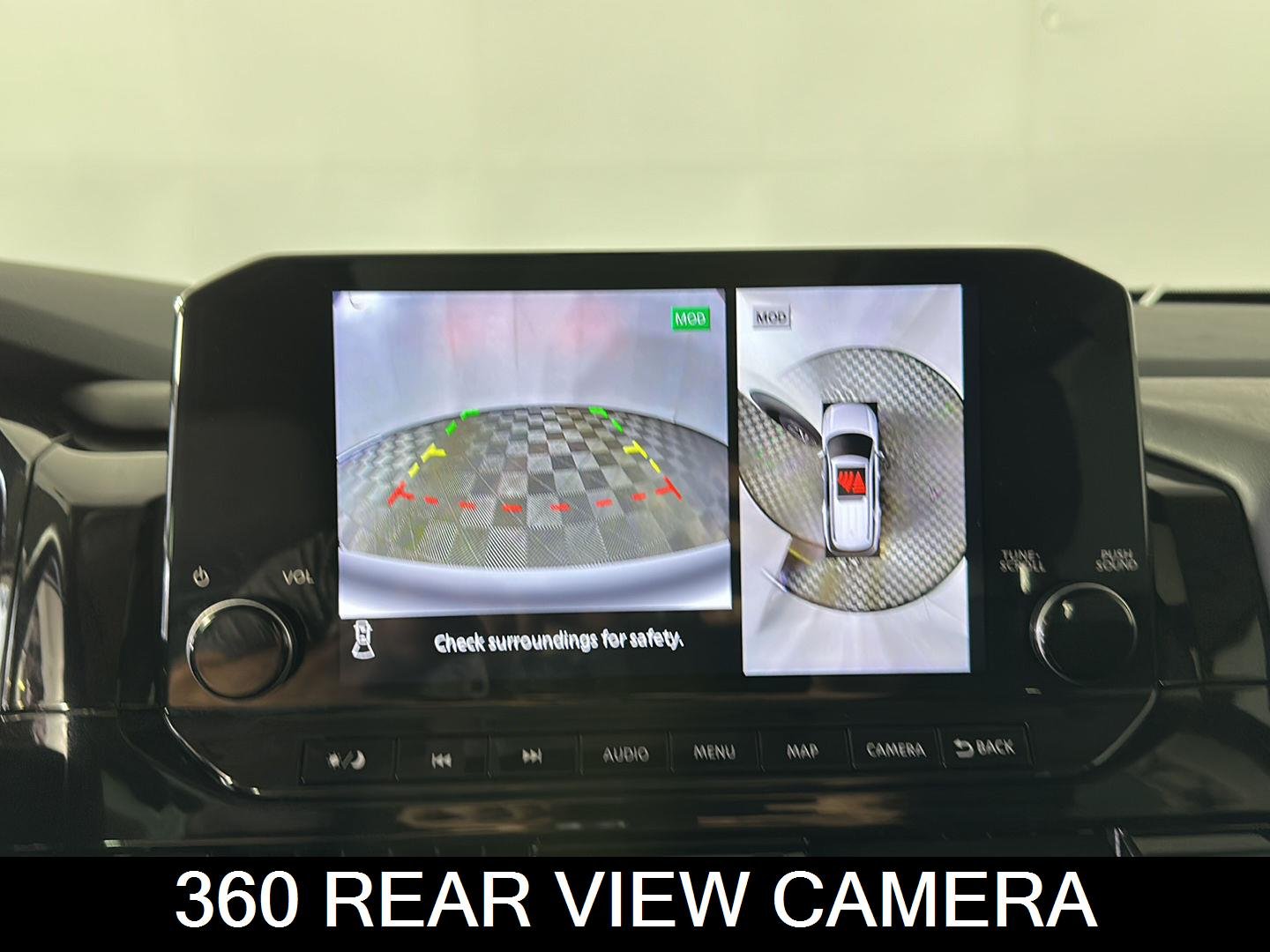 Certified Used 2025 Everest White Pearl Tricoat Nissan Platinum image 12
