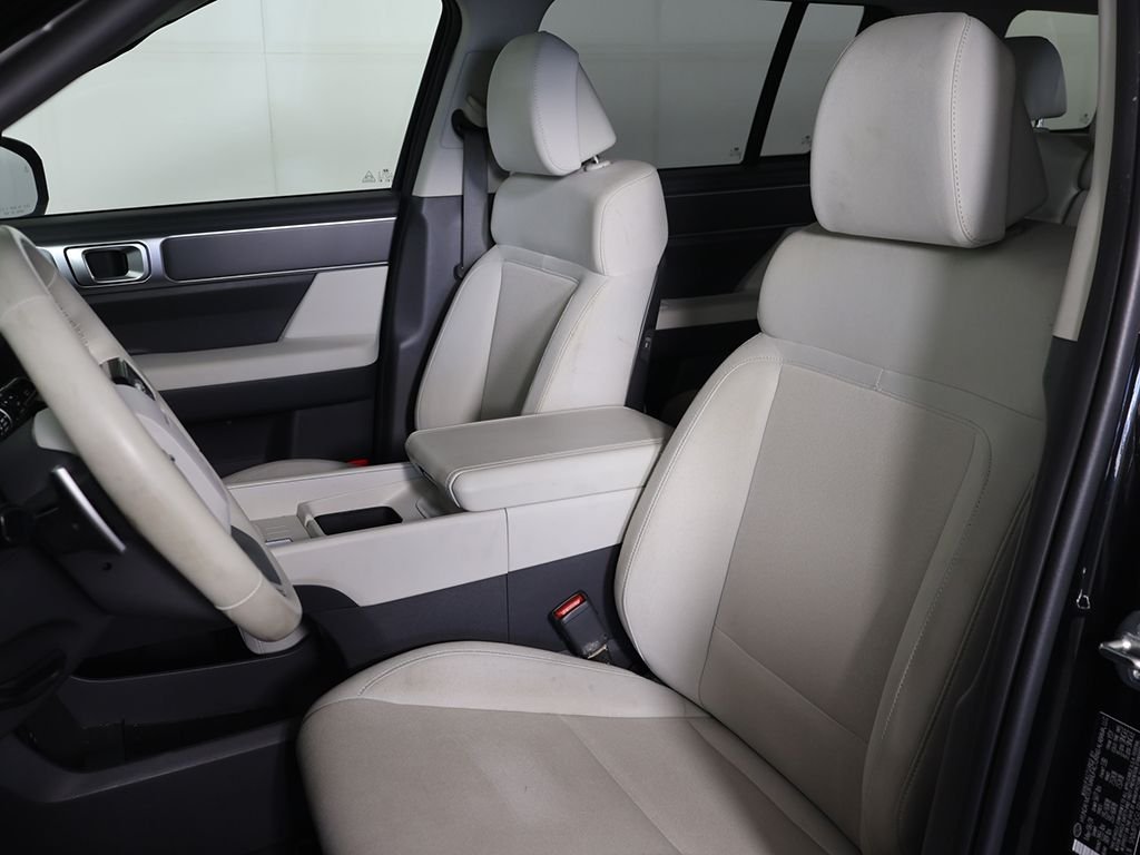 2024 Hyundai Santa Fe SE - Photo 25
