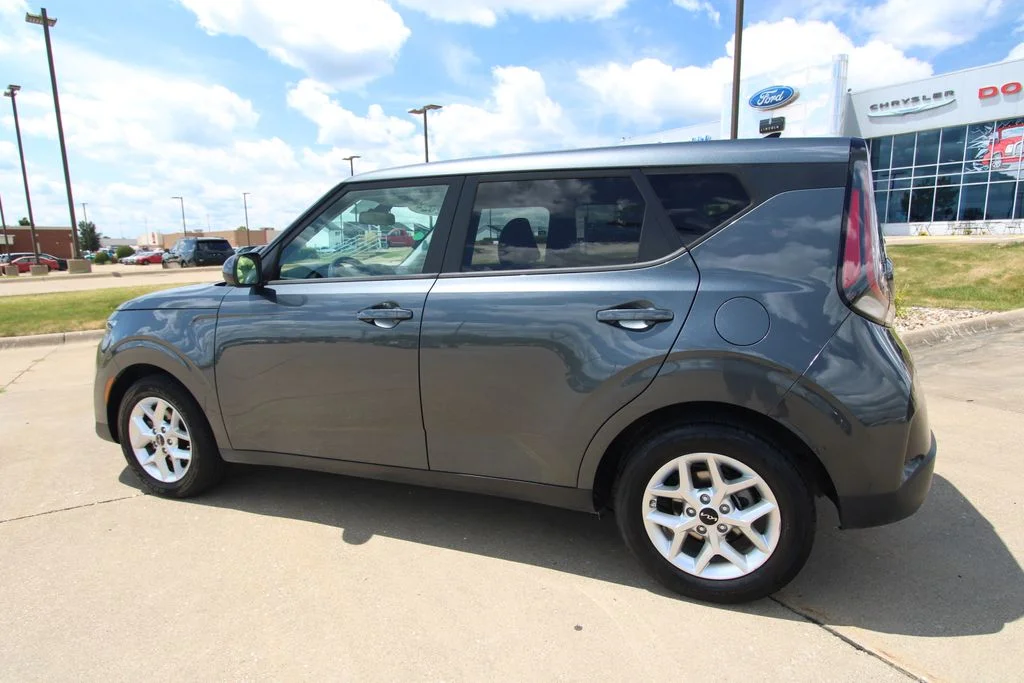 Used 2024 Gray Kia LX image 14