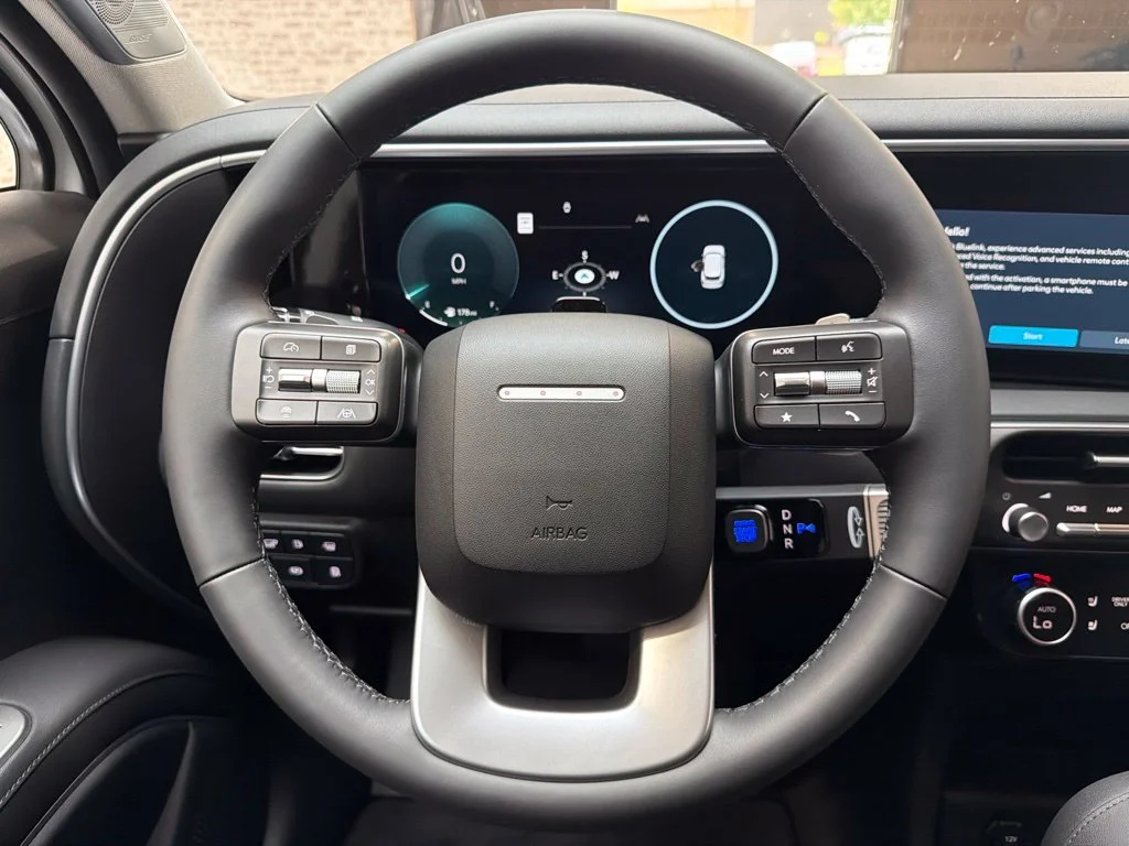 New 2027 Creamy White Pearl Hyundai Limited image 21
