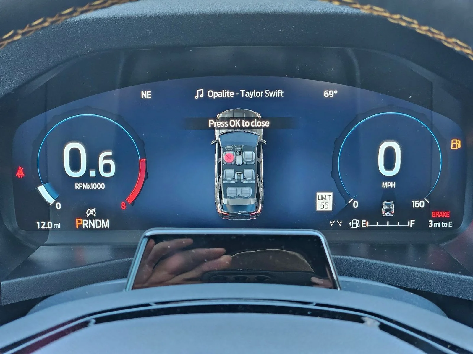New 2026 Carbonized Gray Metallic Ford Tremor® image 14