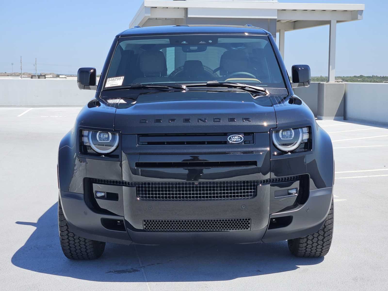 New 2026 Santorini Black LAND ROVER S image 2