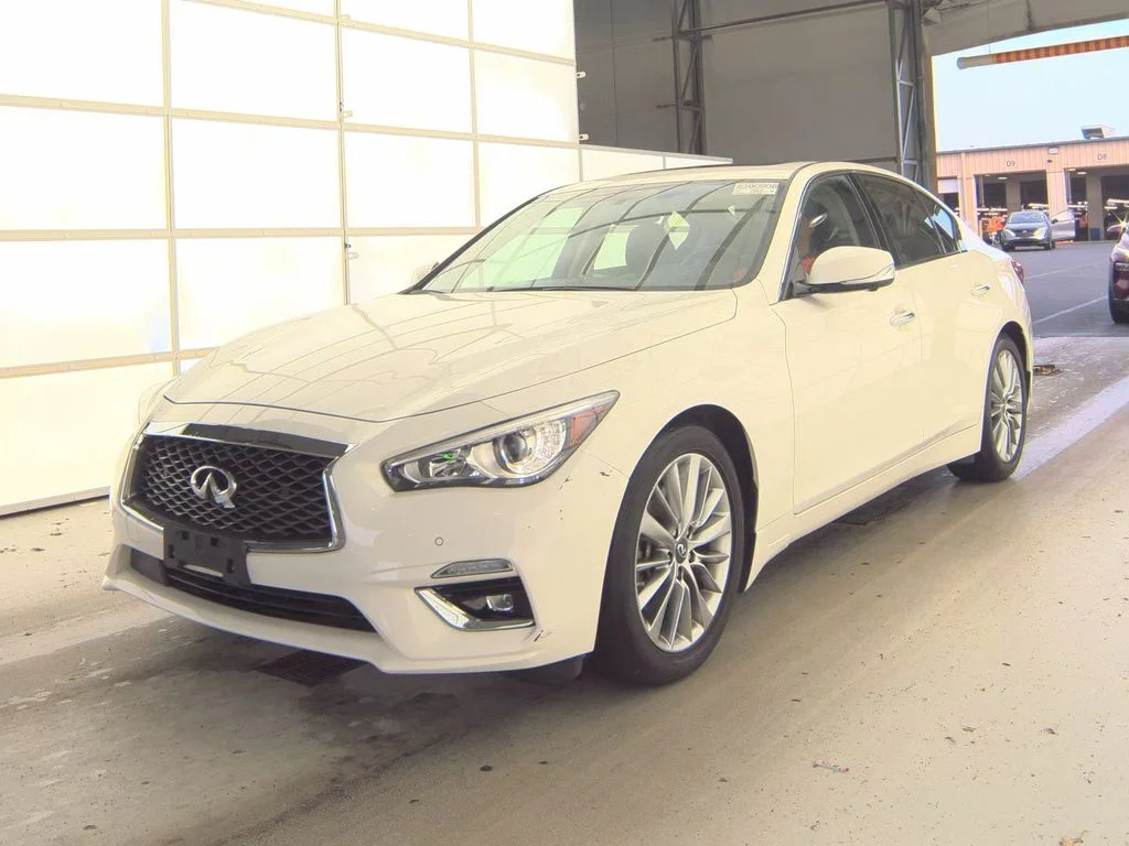 2023 INFINITI Q50