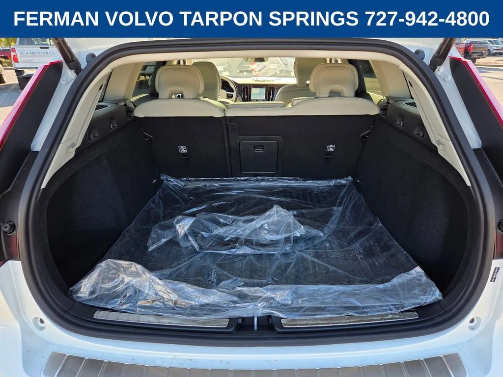 2026 Volvo V60 Cross Country Plus - Photo 18